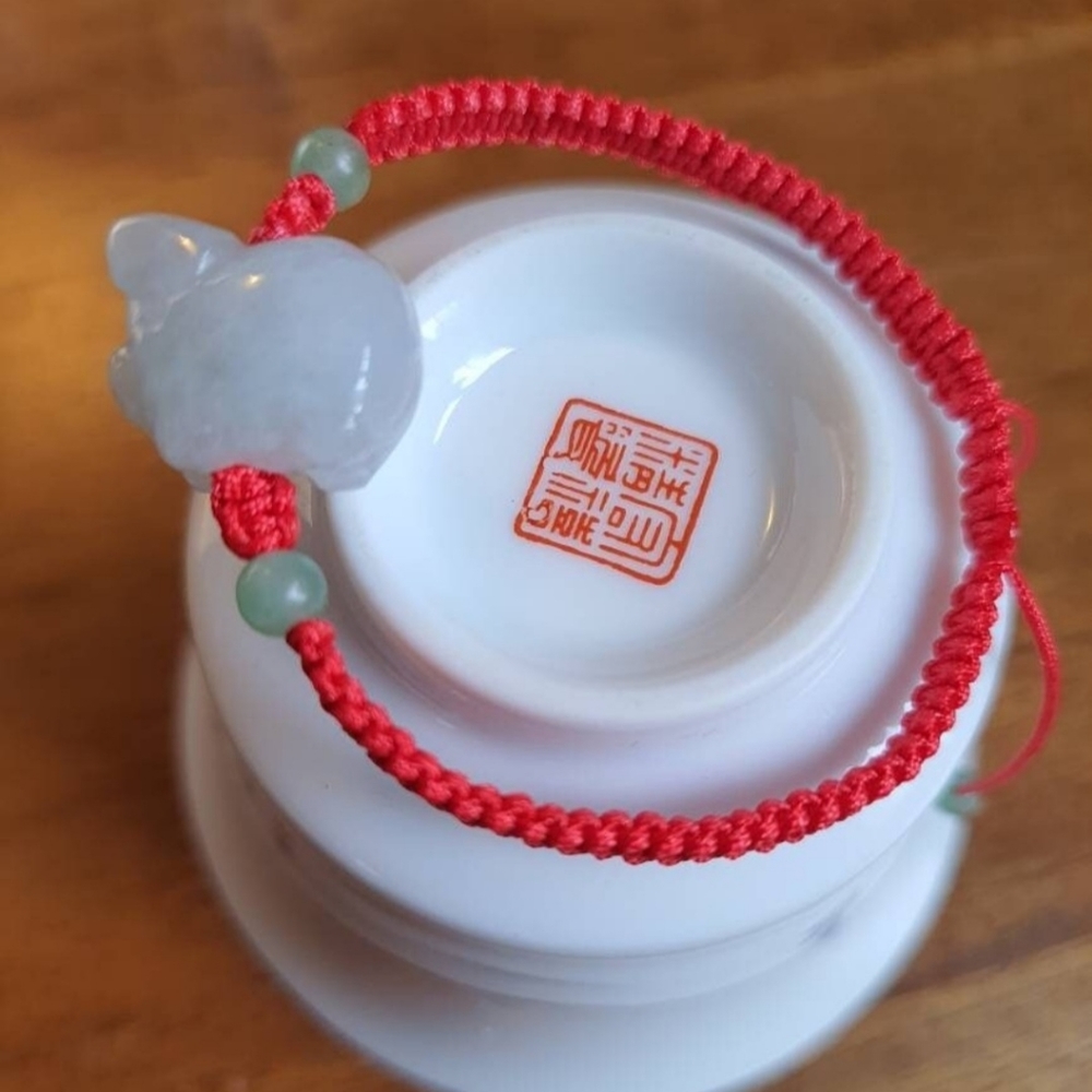 Natural Pig Jadeite Jade Red String Bracelet - Picture 2 of 11